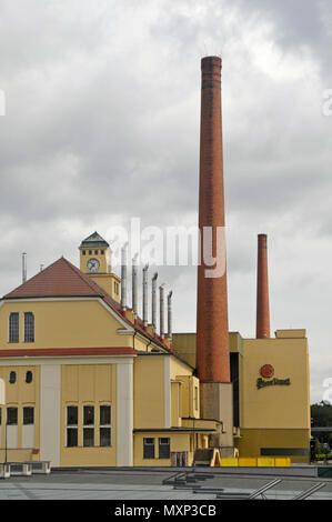 Brewhouse et cheminées de brasserie Pilsner Urquell à Plzen, République Tchèque Banque D'Images