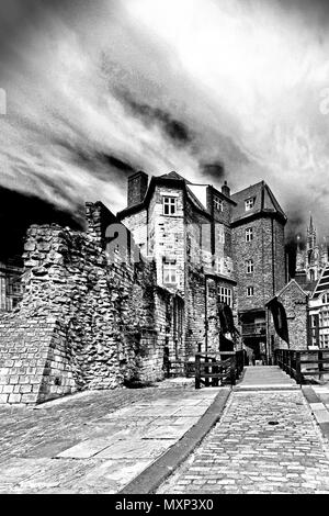 Newcastle sur Tyne Porte Noire Museum Castle Garth et cathédrale St Nicholas Banque D'Images