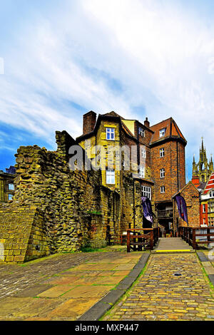 Newcastle sur Tyne Porte Noire Museum Castle Garth et cathédrale St Nicholas Banque D'Images