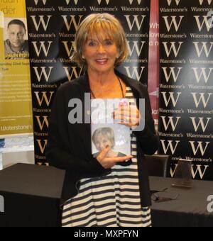 Liverpool, Royaume-Uni diverses célébrités assister à leurs séances de signature Ian crédit Fairbrother/Alamy stock photos Banque D'Images