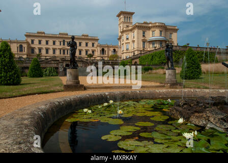 Vue d'été de jour d'Osborne House and gardens, Cowes, île de Wight, Royaume-Uni Banque D'Images