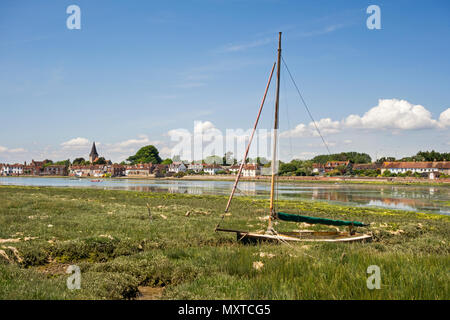 Bosham Harbour West Sussex à marée montante, un jour ensoleillé de juin. Banque D'Images