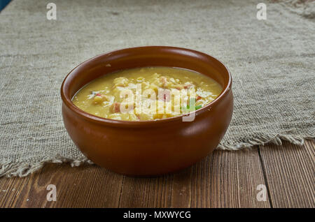 Soupe aux pois nordique rustique - Survivre à l'hiver comme l'Scandanvians Banque D'Images