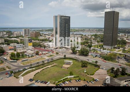 ABIDJAN, Côte d'Ivoire, Afrique. Avril 2013. La vue d'Abidjan, la plus grande ville de la Côte d'Ivoire. Plateau, le centre-ville. Banque D'Images