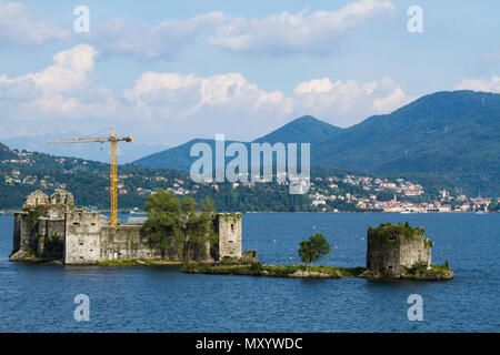 Cannobbio, Italie, le 10 juin, 2016 - Châteaux abandonnés sur sur le lac, Cannero Riviera, Italie, Lac Majeur Banque D'Images