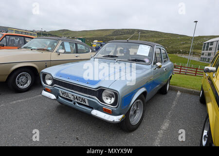 Un couple de Ford Escort RS 2000 mk1 à partir des années 1970 au salon de voitures 2018 Shetland Banque D'Images