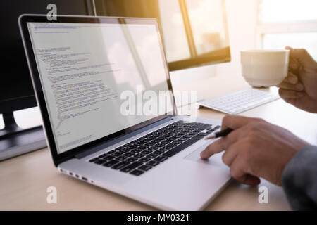 Élaborer des programmes de travail du programmeur Web Design technologies La technologie en ligne Banque D'Images