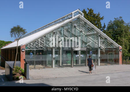 Récemment rénové, l'Ravin Tropical Botanic Gardens à Belfast en Irlande du Nord. Banque D'Images