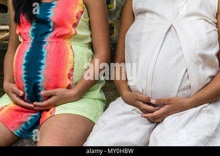 Les femmes enceintes dans leur dernier tri-mester à la maternité dans la région de Nueva Gerona sur Isla de la Juventud, Cuba Banque D'Images