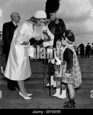 Son Altesse Royale la princesse Alexandra, Maryborough visite 2 septembre 1959. Son Altesse Royale la princesse Alexandra de Kent s'est rendu en 1959 pour le Queensland. Banque D'Images