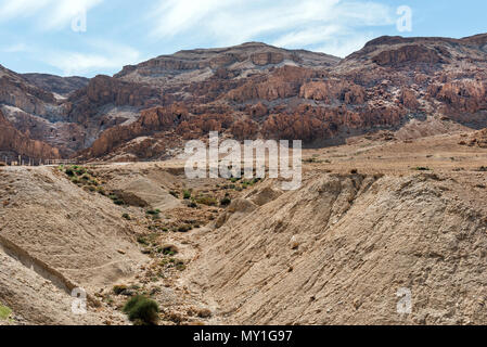 Les grottes de Qumran, Cisjordanie, Israël est l'endroit en Terre Sainte, où la mer Morte ont été découverts Banque D'Images