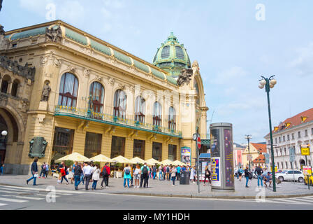 Obecni Dum, la maison municipale, Namesti Republiky, Prague, République Tchèque Banque D'Images