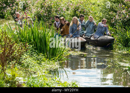 Jeux de plaine a lieu à Thorney, Somerset avec course de radeau à partir du jour 30/07/17 Banque D'Images