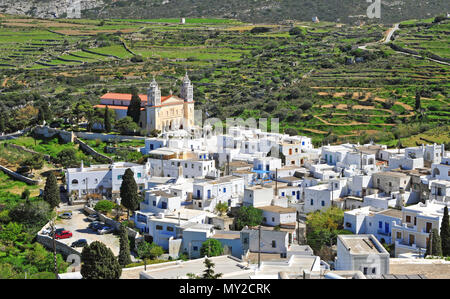 Lefkes village traditionnel sur l'île de Paros, Cyclades, Grèce Banque D'Images