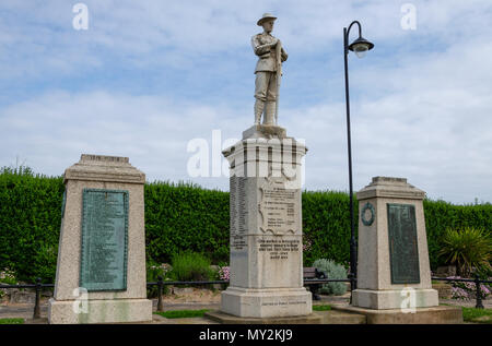 Muro, UK : 3 juin 2018 : Le Jardin du souvenir à Rhyl est dédié aux soldats de Rhyl qui ont sacrifié leur vie dans les deux guerres mondiales et l'ot Banque D'Images