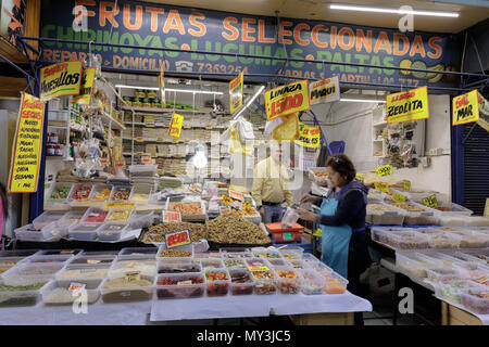 Santiago, Chili : marché Mercado aka Vega Vega est l'endroit à aller pour produits frais et produits régionaux Banque D'Images