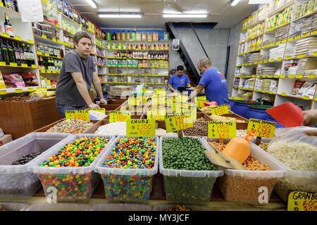 Santiago, Chili : marché Mercado aka Vega Vega est l'endroit à aller pour produits frais et produits régionaux Banque D'Images