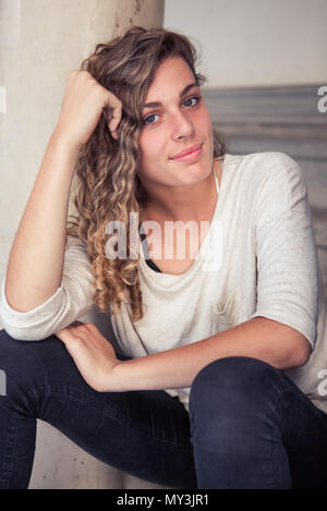 Teenage girl, portrait Banque D'Images