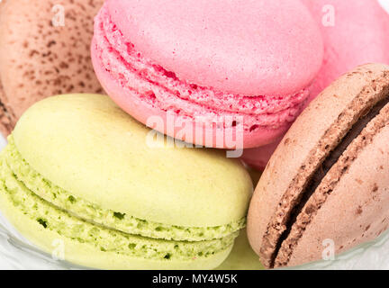 Frais et délicieux macarons multicolores close up Banque D'Images