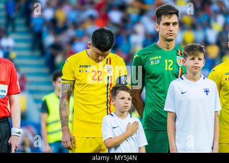 5 juin 2018 : Cristian Sapunaru # 22 (Roumanie) Ciprian Tatarusanu # 12 (Roumanie) au cours de la Roumanie - match amical international contre la Finlande à Ilie Oana Stadium à Ploiesti, Roumanie ROU. Copyright : Cronos/Catalin Soare Banque D'Images