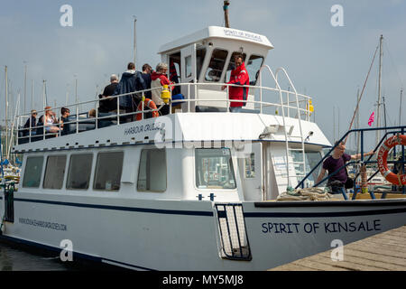 Bateau de croisière « Spirit of Kinsale » pour une croisière dans le port de la baie de Kinsale, Kinsale, comté de Cork, Irlande Banque D'Images