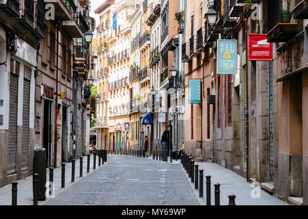 Madrid, Espagne - juin 2, 2018 : Street View de Lavapiés à Madrid. Il a été longtemps considéré comme le quartier le plus typique de Madrid, maintenant sa grande Banque D'Images