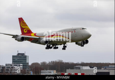 La rivière Yangtze, compagnies aériennes Cargo, Boeing 747-481 (BDSF), près de l'aéroport Schiphol d'Amsterdam, en Hollande du Nord, Pays-Bas, Banque D'Images