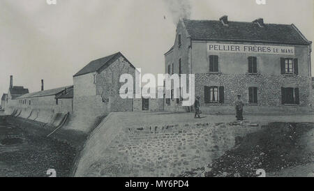 . English : ancienne conserverie de sardine Pellier (1875) de la Turballe (Loire-Inférieure, France) . 26 juin 2015. Non créditée 310 Photo de La turballe usine Pellier 1875 Banque D'Images