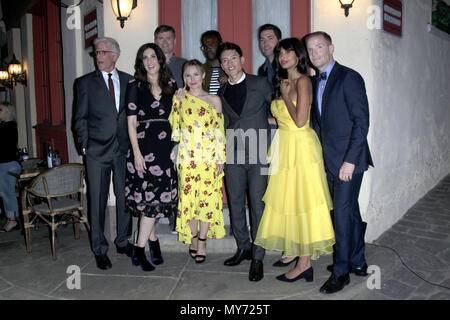 NBC's "La bonne place' FYC et dépistage Q&R à Universal Studios Backlot à Universal City, en Californie. Avec : Ted Danson, D'Arcy Carden, Jameela Jamil, Kristen Bell, Manny Jacinto, William Jackson Harper, Marc Evan Jackson Où : Universal City, California, United States Quand : 04 mai 2018 Credit : Nicky Nelson/WENN.com Banque D'Images