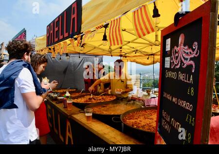 Blocage de la paella, dans la rue etc food festival à Alexandra Palace London UK 2018 Banque D'Images