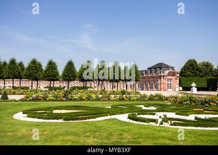 Schwetzingen, Allemagne. Jardins du Château de Schwetzingen (Schloss Schwetzingen), ancienne résidence d'été des électeurs palatins Charles III Philippe Banque D'Images