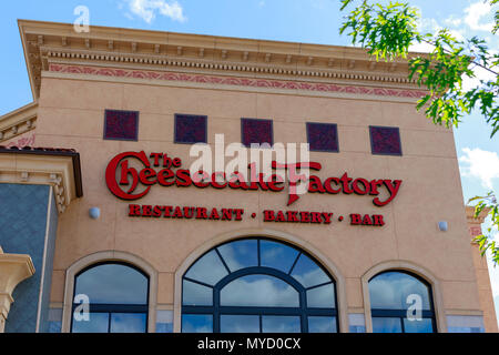 Portland, Oregon - 21 mai 2018 : Le Cheesecake Factory à Washington Square, un centre commercial à Portland Banque D'Images