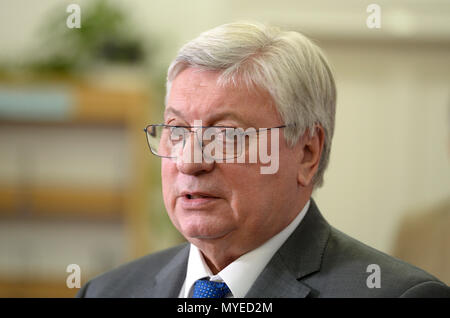 Prague, République tchèque. 07Th Juin, 2018. Anatoliy Torkounov, le recteur de l'institut d'état de Moscou des relations internationales (MGIMO), assiste à la première tchèque-russe forum de discussions ont porté sur la coopération dans l'éducation et de rendre les archives russes accessible au les scientifiques tchèques de Prague, en République tchèque, le 4 juin 2018. Credit : Katerina Sulova/CTK Photo/Alamy Live News Banque D'Images