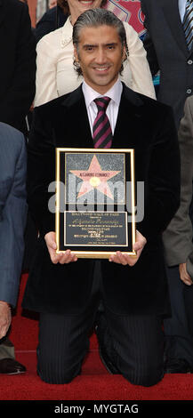 Alejandro Fernandez a reçu une étoile sur le Hollywood Walk of Fame à Los Angeles. Le 2 décembre 2005. - FernandezAlejandro 02004.jpg02 FernandezAlejandro004 événement dans la vie d'Hollywood, Californie - Red Carpet Event, USA, Cinéma, Célébrités, photographie, Bestof, Arts, Culture et divertissement, Célébrités, Mode Topix Meilleur de Hollywood, la vie, événement dans la vie d'Hollywood, Californie - cinéma, télévision, célébrités, célébrités de la musique, Topix Bestof, Arts, Culture et loisirs, photographie, tsuni@Gamma-USA.com , Tsuni enquête de crédit / USA, honoré d'un St Banque D'Images