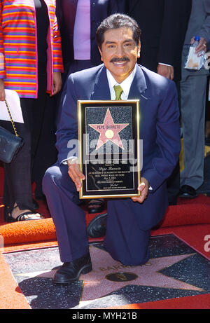 Pepe Barreto ( du Pérou et Los Angeles) a reçu le 2254th étoile sur le Hollywood Walk of Fame à Los Angeles. Le 3 mai 2004. - BarettoPepe  jpgBarettoPepe star005.star005 événement dans la vie d'Hollywood, Californie - Red Carpet Event, USA, Cinéma, Célébrités, photographie, Bestof, Arts, Culture et divertissement, Célébrités, Mode Topix Meilleur de Hollywood, la vie, événement dans la vie d'Hollywood, Californie - cinéma, télévision, célébrités, célébrités de la musique, Topix Bestof, Arts, Culture et loisirs, photographie, tsuni@Gamma-USA.com , Tsuni enquête de crédit / USA, Honoré Banque D'Images