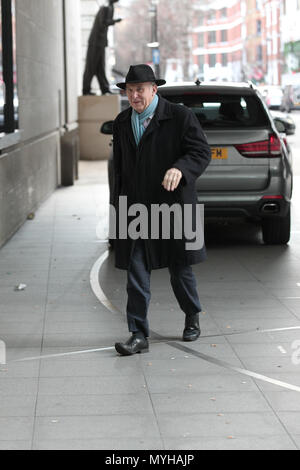 Londres, Royaume-Uni. Février 4th, 2018. Sir Vincent Cable arrive pour la BBC Andrew Marr Show à la BBC à Londres Banque D'Images