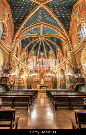 Eglise de San Pedro church avec son plafond orné couverts en or étoile, Teruel, Aragon, Espagne Banque D'Images