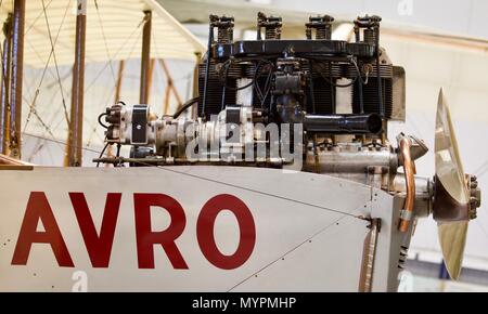 Close-up de l'Avro triplan de 1910 (réplique) en ligne 4 cylindres moteur Cirrus Hermes Banque D'Images