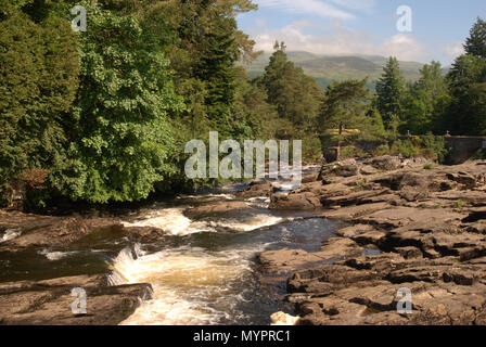 Chutes de Dochart à Killin en Ecosse Banque D'Images