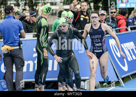 Nottingham, Royaume-Uni. Jun 7, 2018. Tag Team USA le prochain concurrent dans le crédit relais Crédit : Dan Cooke : Dan Cooke/Alamy Live News Banque D'Images