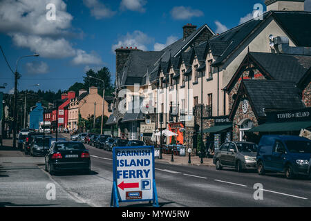 4 juin 2018, Glengarriff, Irlande - village d'environ 800 personnes sur la nationale N71 route secondaire dans la péninsule de Beara du comté de Cork Banque D'Images