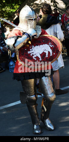 Au cours du tournoi de combat chevalier Odessa festival international de la culture médiévale. Banque D'Images