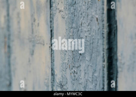Mur bleu avec de la peinture écaillée et pèle Banque D'Images