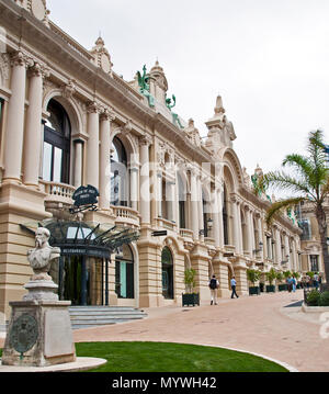Monte Carlo, Monaco - 2 juin, 2016 : Salon de jeux restaurant prive sur le célèbre Casino de Monte Carlo Banque D'Images
