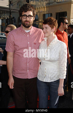 Le directeur Jared Hess arrivant à l'NACHO LIBRE Premiere au Chinese Theatre de Los Angeles. 12 juin 2006.HessJared administrateur021 événement dans la vie d'Hollywood, Californie - Red Carpet Event, USA, Cinéma, Célébrités, photographie, Bestof, Arts, Culture et divertissement, Célébrités, Mode de vie meilleure, Hollywood, événement dans la vie d'Hollywood, Californie - Tapis rouge et en coulisses, musique, célébrités, Topix en couple, en famille (mari et femme) et les enfants - les enfants, frères et sœurs, tsuni@Gamma-USA.com Tsuni enquête de crédit / USA, 2006 à 2009 Banque D'Images