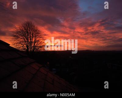 Lever du Soleil Météo Royaume-uni Guiseley Leeds West Yorkshire Banque D'Images