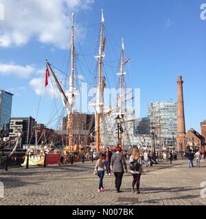 Liverpool, Merseyside, Royaume-Uni. 09Th Juin, 2016. 2 juin 2016. De grands navires arrivant de la Mersey River festival ce weekend. Credit : nedward53/StockimoNews/Alamy Live News Banque D'Images