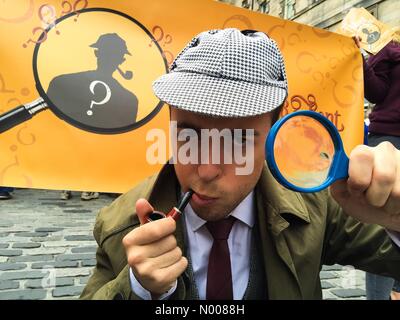 Edinburgh, Ecosse, Royaume-Uni. 10 août 2016. La promotion de l'acteur voir Holmes pour un loyer basé sur les histoires de Sherlock Holmes au Fringe Festival d'Édimbourg en 2016. Highbrow / StockimoNews : Crédit/Alamy Live News Banque D'Images