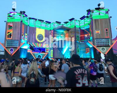 Las Vegas, Nevada, USA. 18 Juin, 2017. Las Vegas, Nevada, 18 juin 2017 - Festival couleur à EDC - Crédit photo : Becca Lynn Semaines/Stockimo beccalynnweeks StockimoNews Crédit : //Alamy Live News Banque D'Images