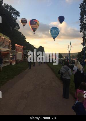 National Cycle Route 33, Long Ashton, Bristol, Royaume-Uni. Août 11, 2017. Bristol de montgolfières - tôt le matin, ascension Crédit : Justin/StockimoNews Cliffe/Alamy Live News Banque D'Images